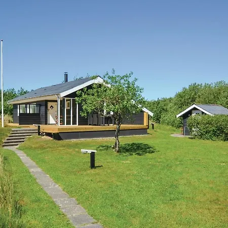 Дом отдыха Two-bedroom In