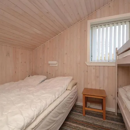 Two-bedroom In Feriehus Fanø